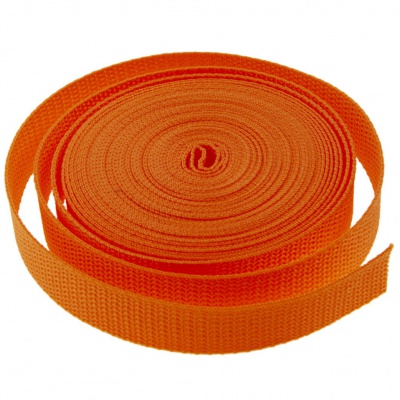 Стропа текстильная, шир. 25 мм (в нам. 50+/-1 ярд), цвет оранжевый - купить в Новом Уренгое. Цена: 409.94 руб.